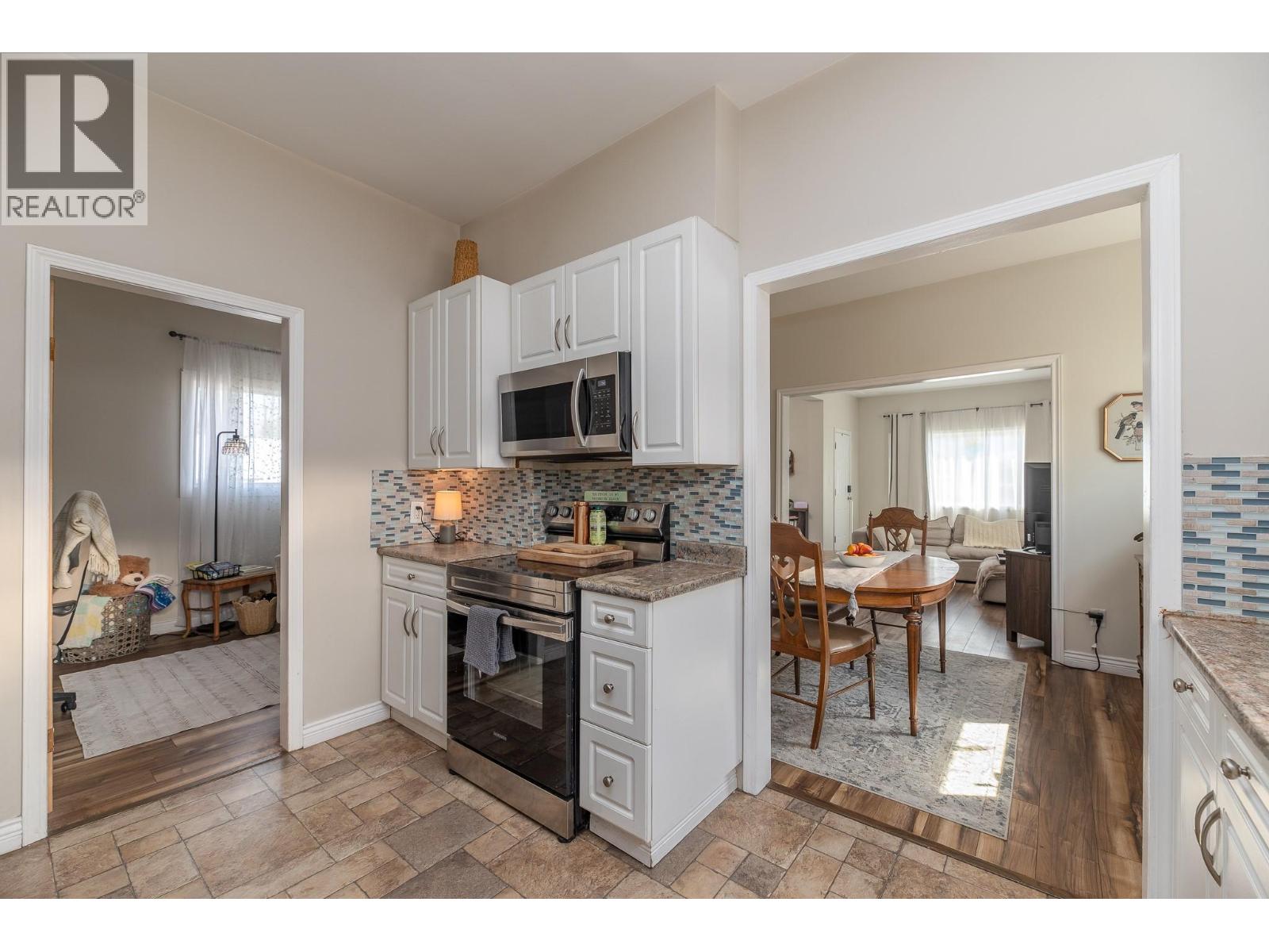 73 Kenley Avenue Property Photo 13