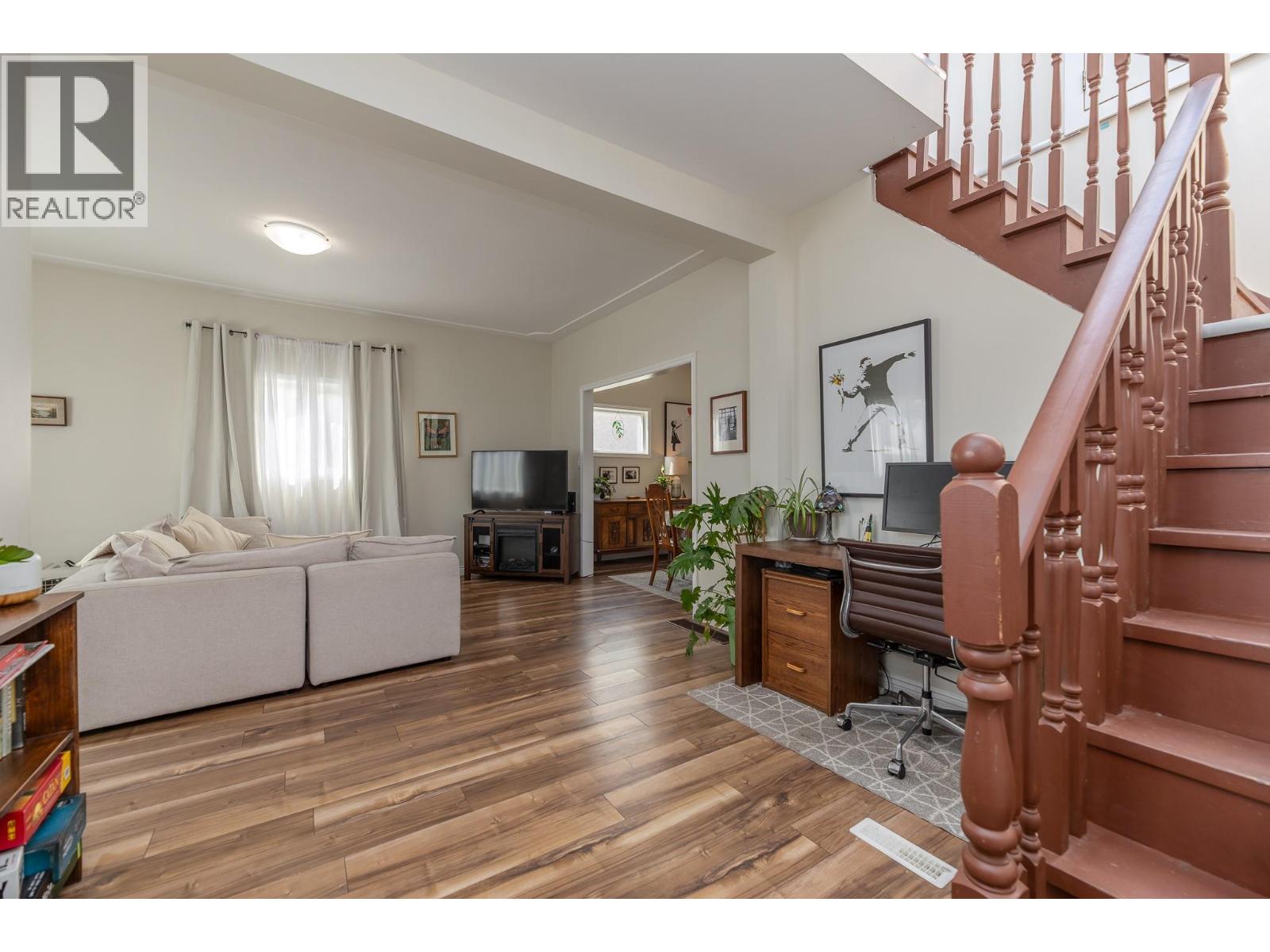 73 Kenley Avenue Property Photo 16