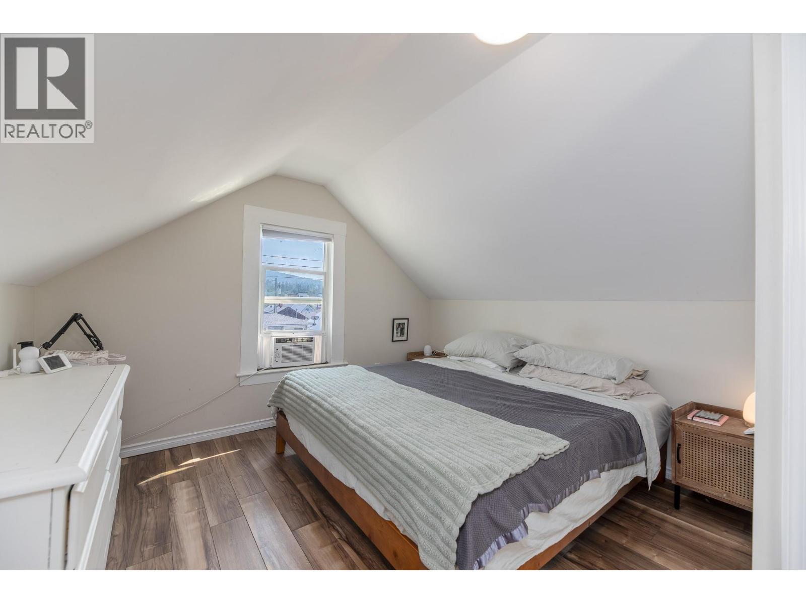 73 Kenley Avenue Property Photo 18