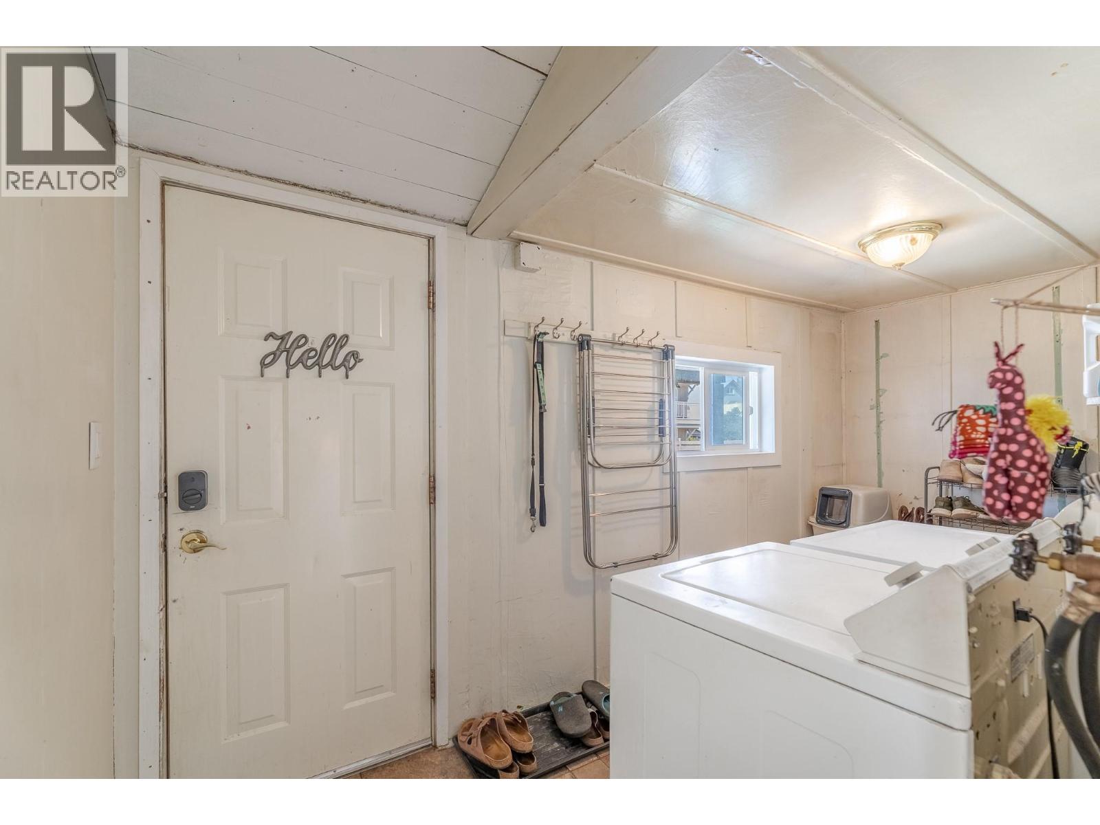 73 Kenley Avenue Property Photo 23