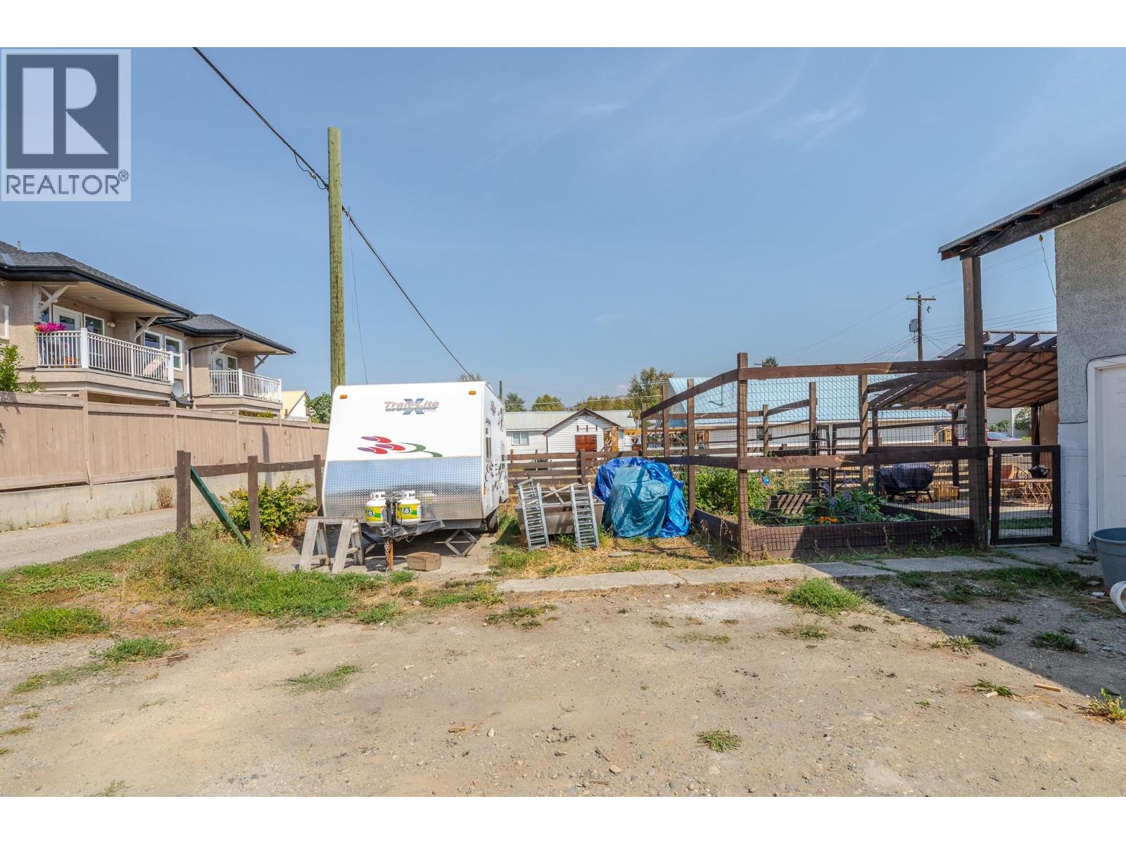 73 Kenley Avenue Property Photo 39