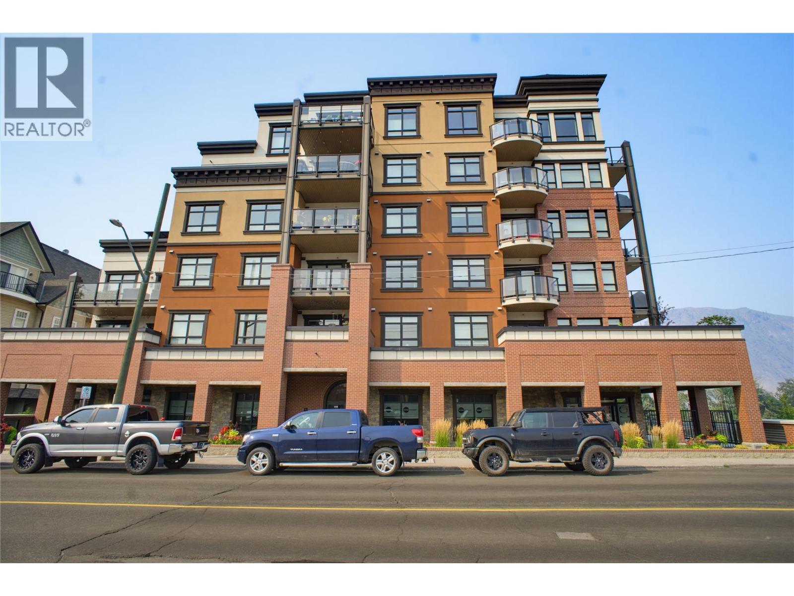 568 Lorne Street Unit# 205 Photo de la propriété 1