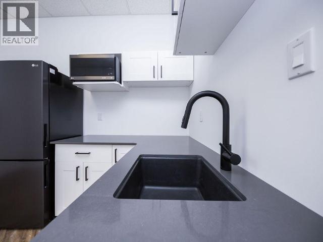 293 1st Avenue Unit# 3&6 Property Photo 6