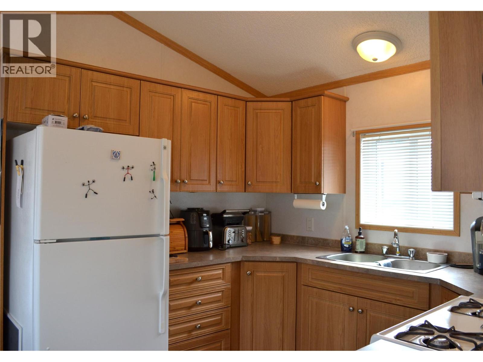 4354 Highway 3 Unit# 4 Property Photo 8