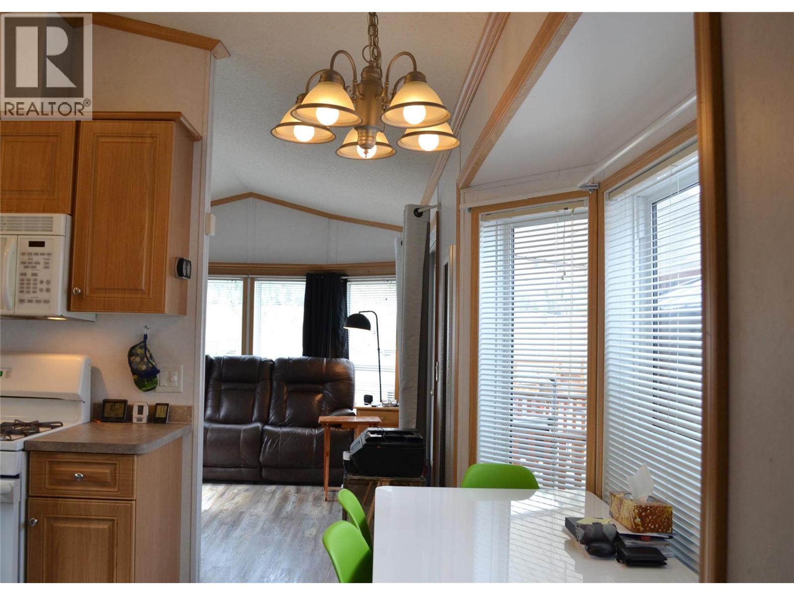 4354 Highway 3 Unit# 4 Property Photo 12