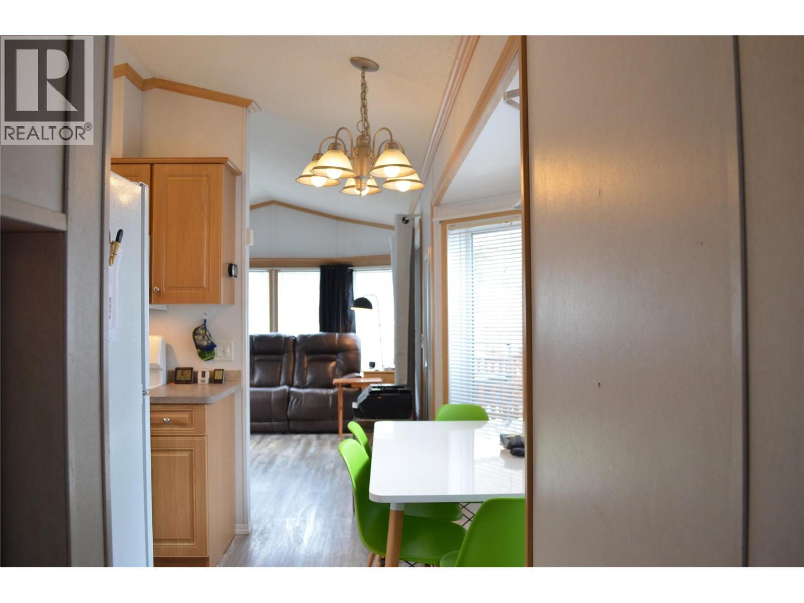 4354 Highway 3 Unit# 4 Property Photo 17