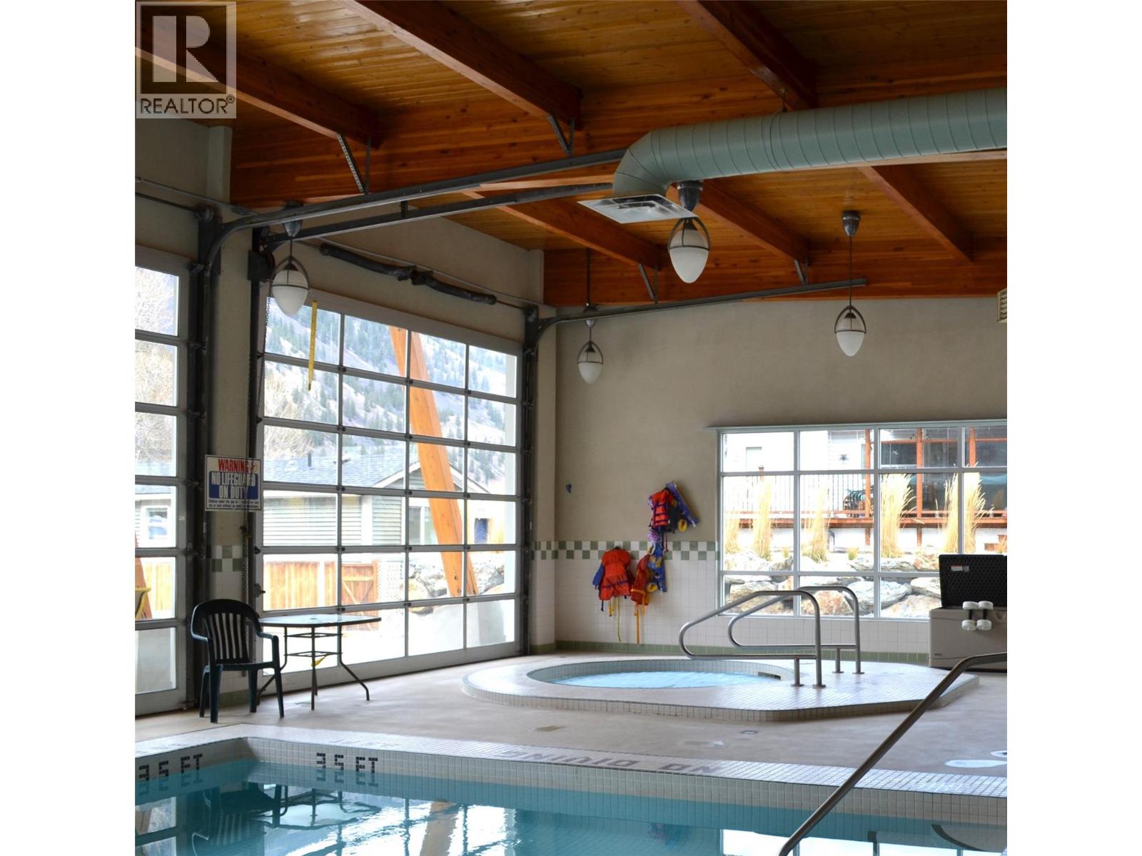 4354 Highway 3 Unit# 4 Property Photo 35