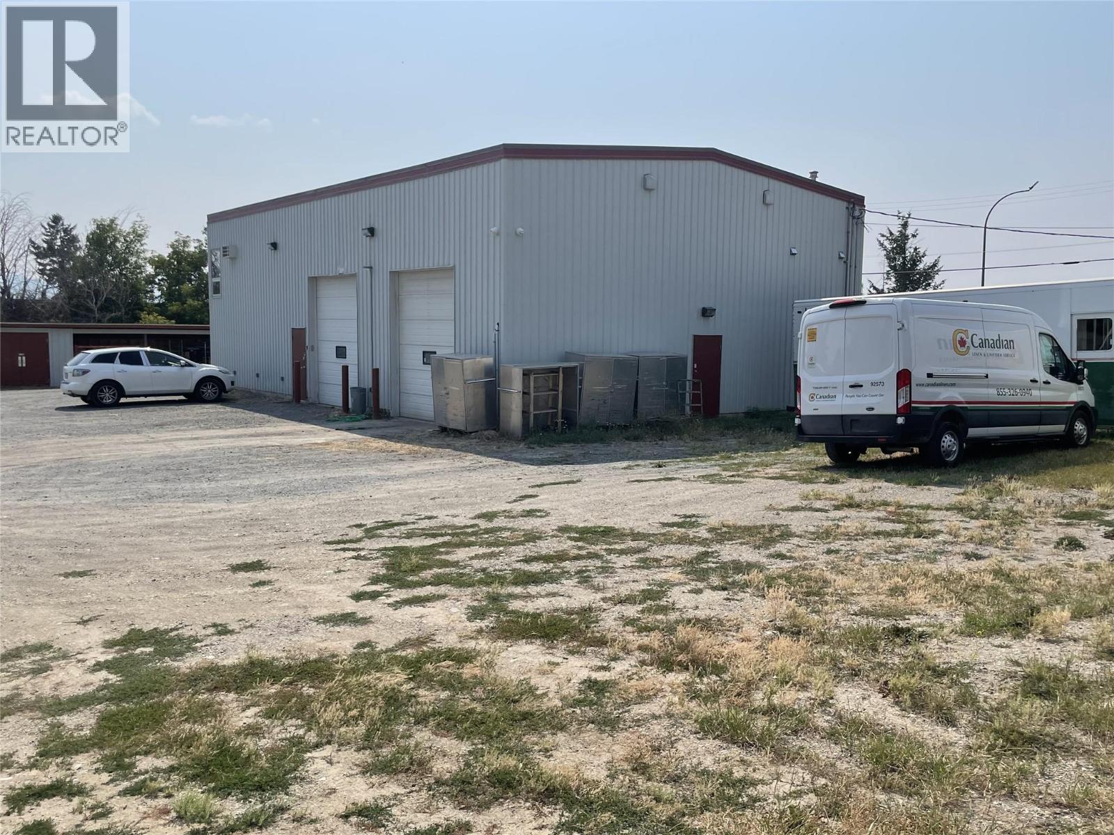 565 Industrial Road D Crescent Property Photo 8