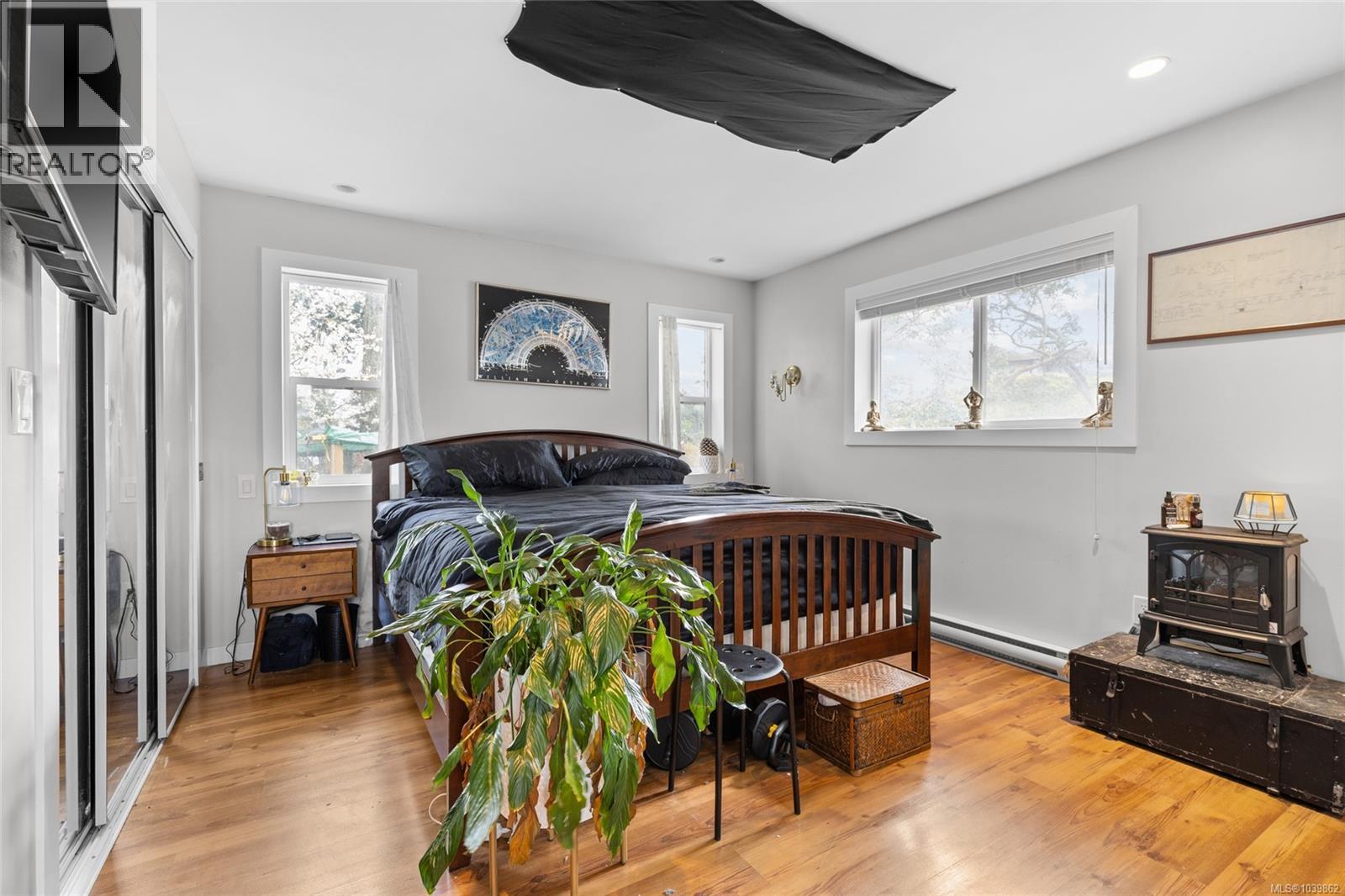 661 Marlisa Pl Property Photo 17