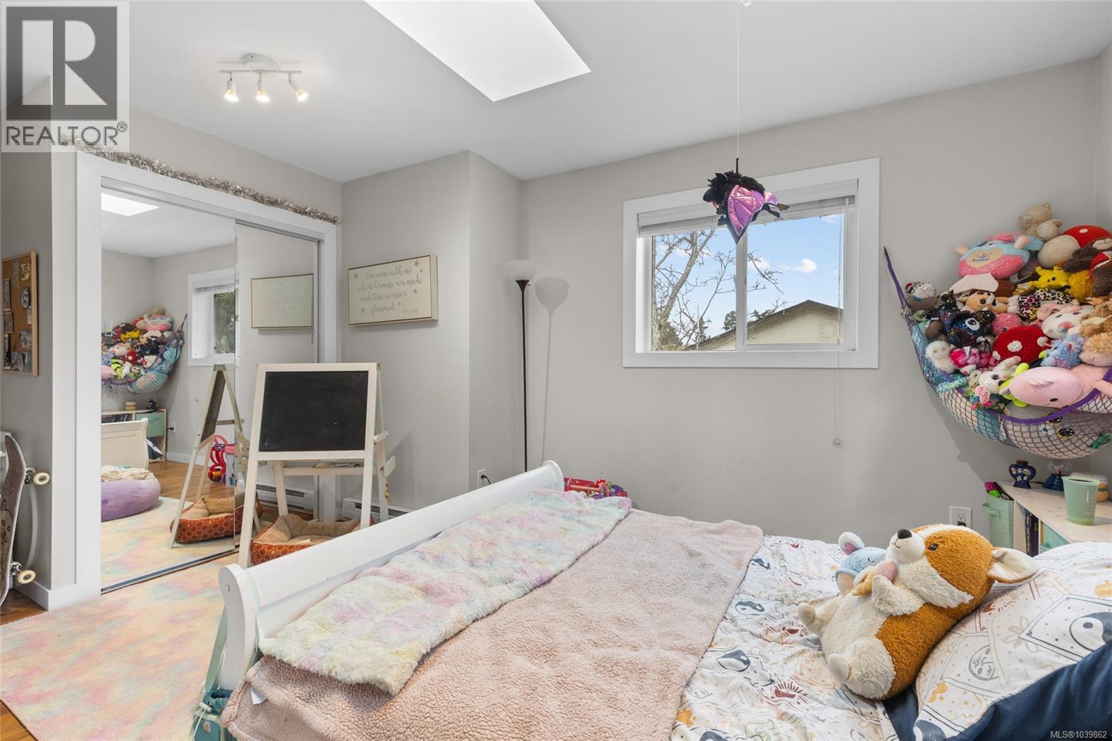 661 Marlisa Pl Property Photo 23