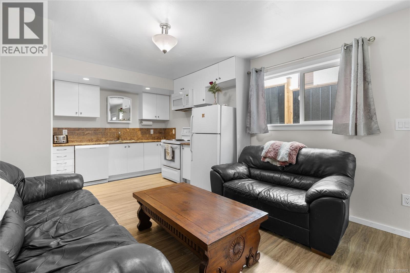661 Marlisa Pl Property Photo 27