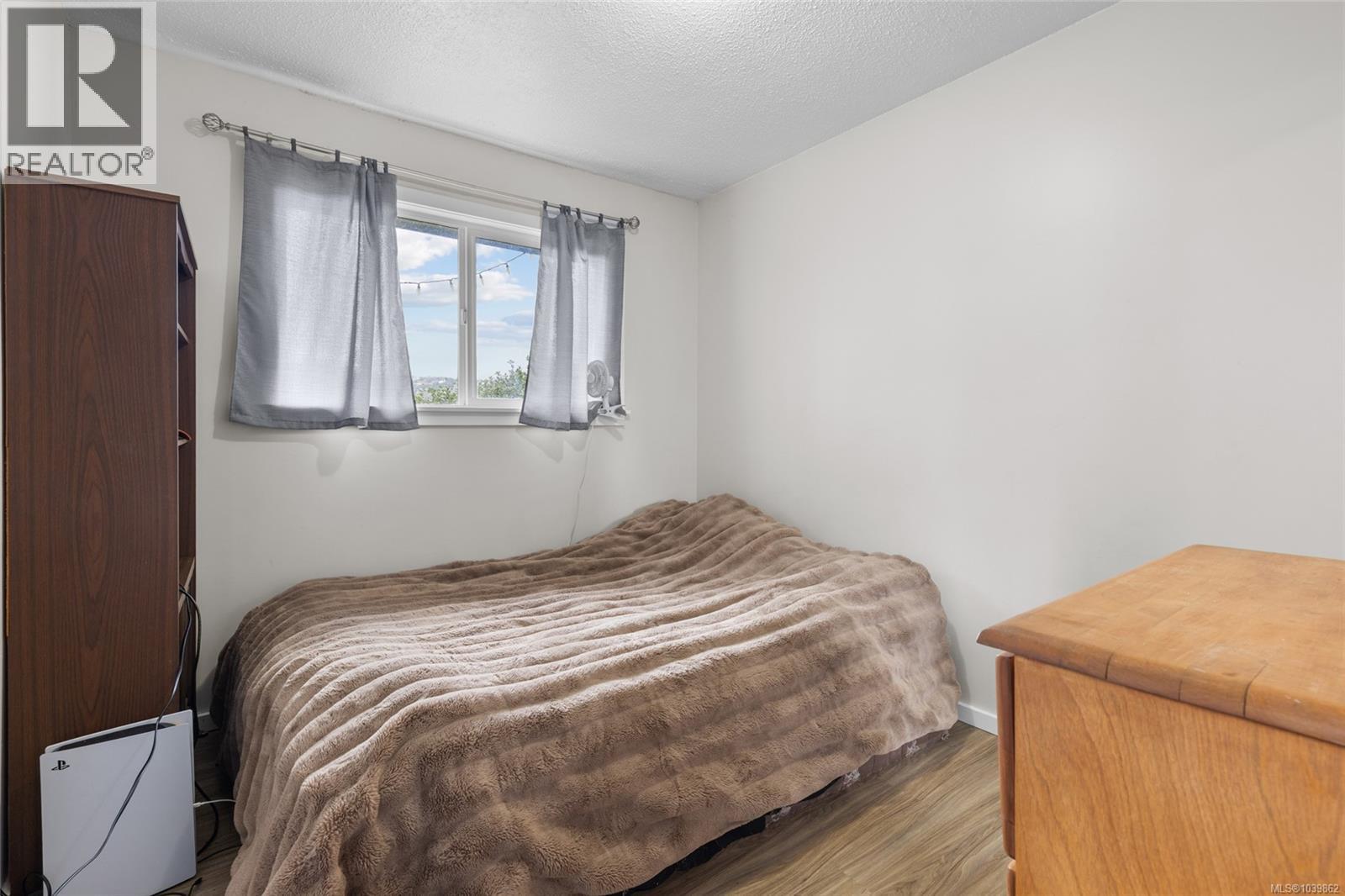 661 Marlisa Pl Property Photo 32