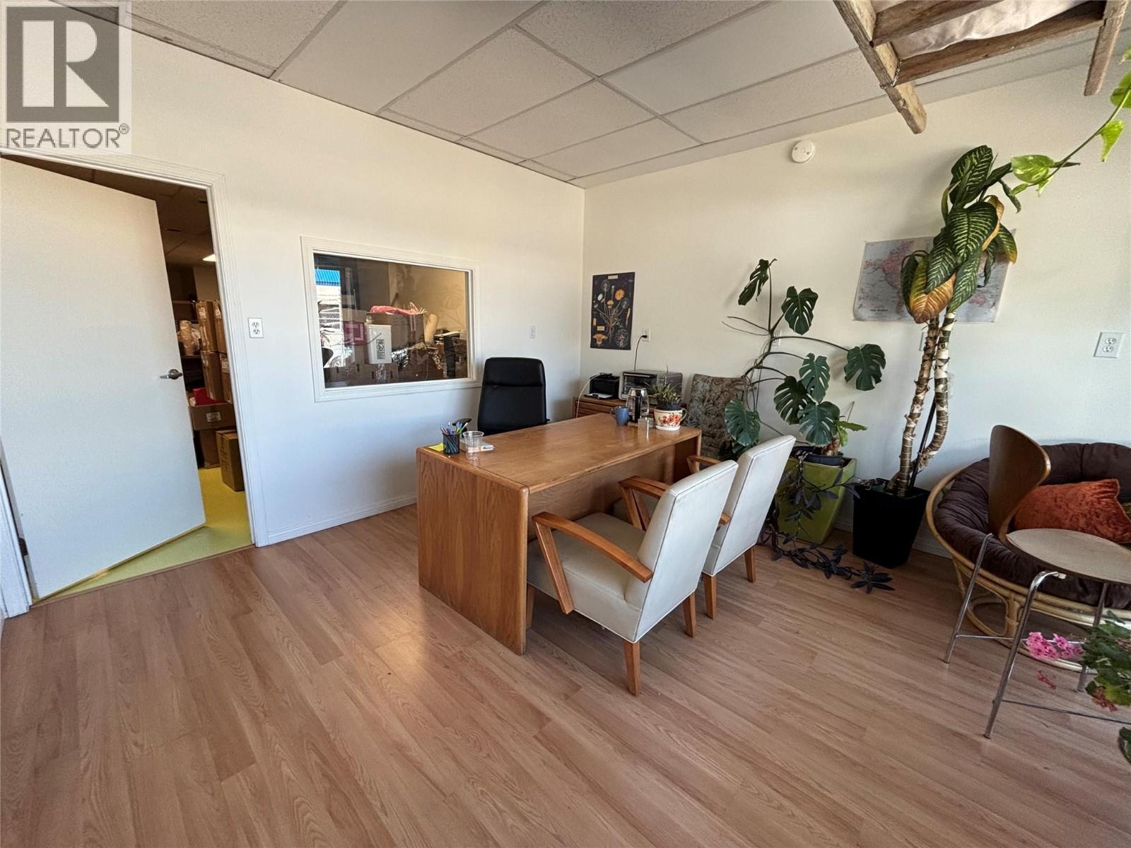 515a Bay Avenue Property Photo 4