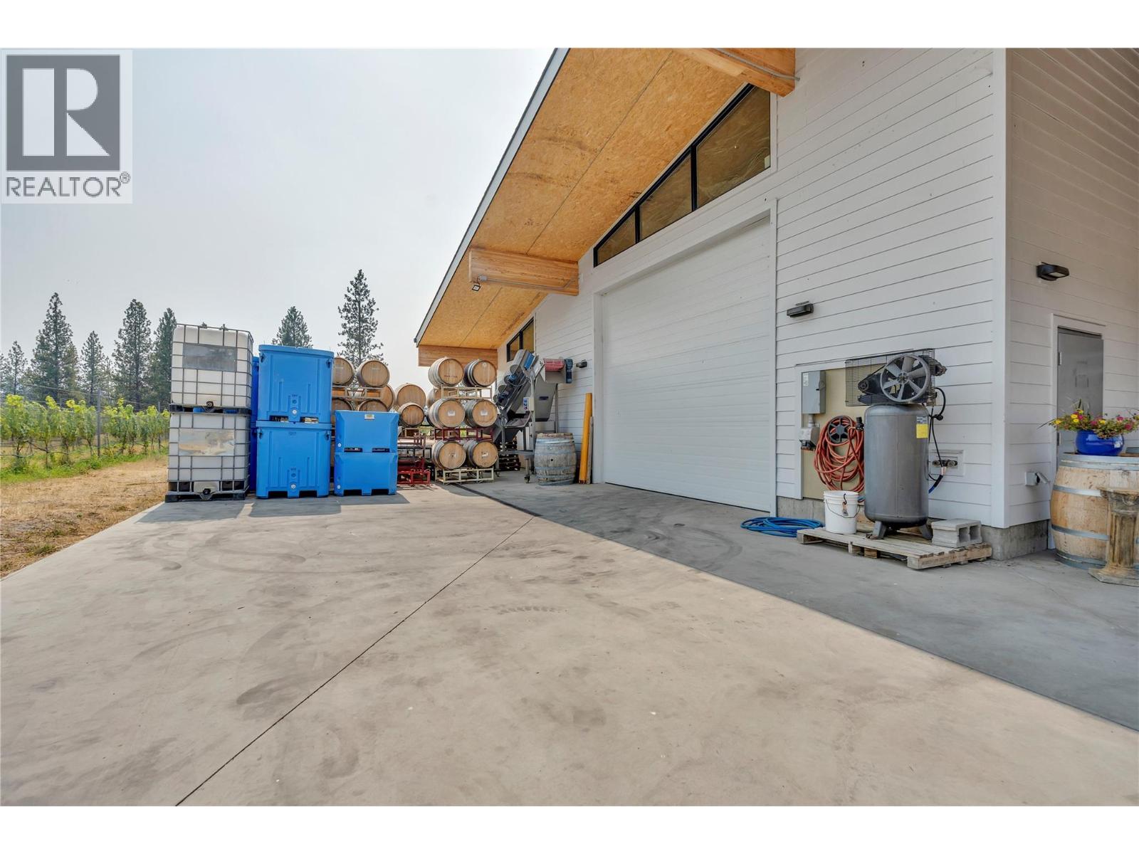 4112 Mclean Creek Road Property Photo 33