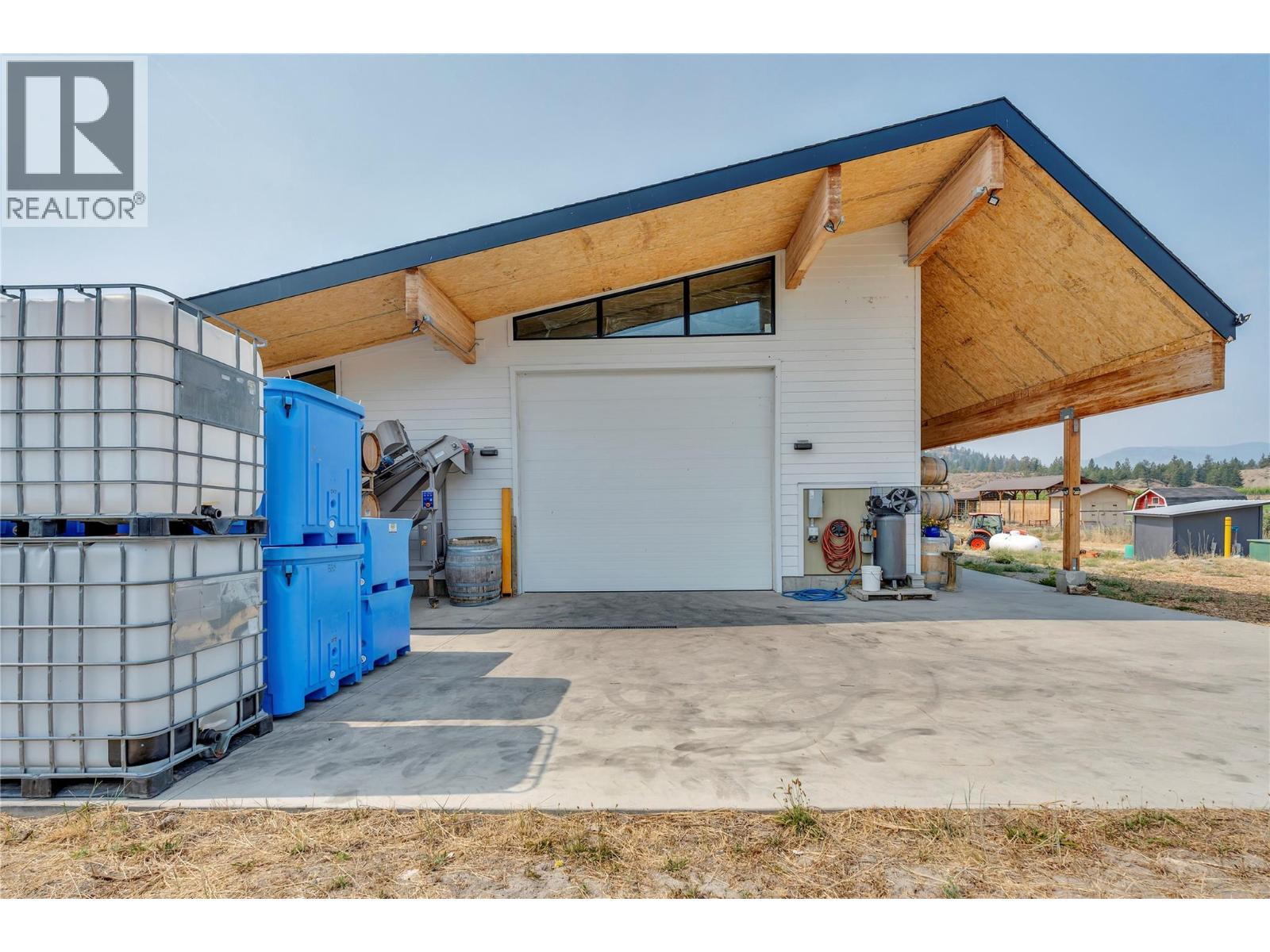 4112 Mclean Creek Road Property Photo 34