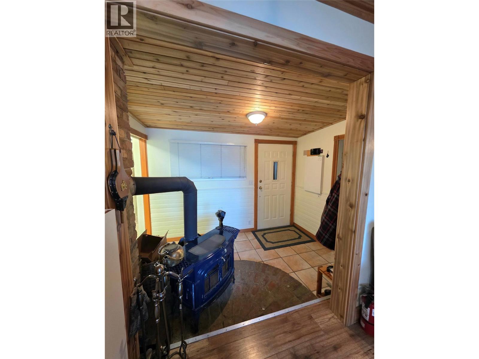 6453 Pinaus Lake Road Property Photo 19