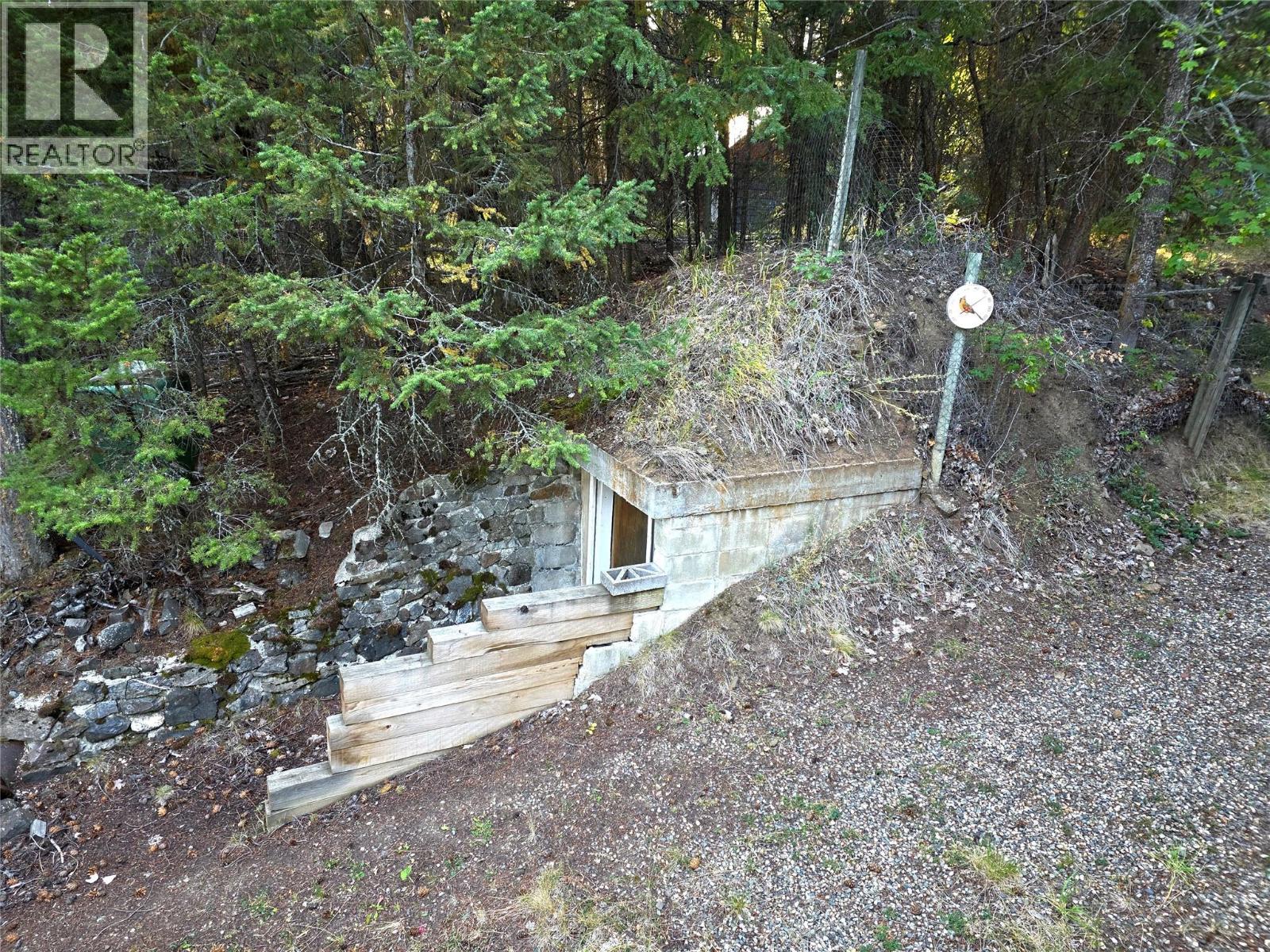 6453 Pinaus Lake Road Property Photo 28
