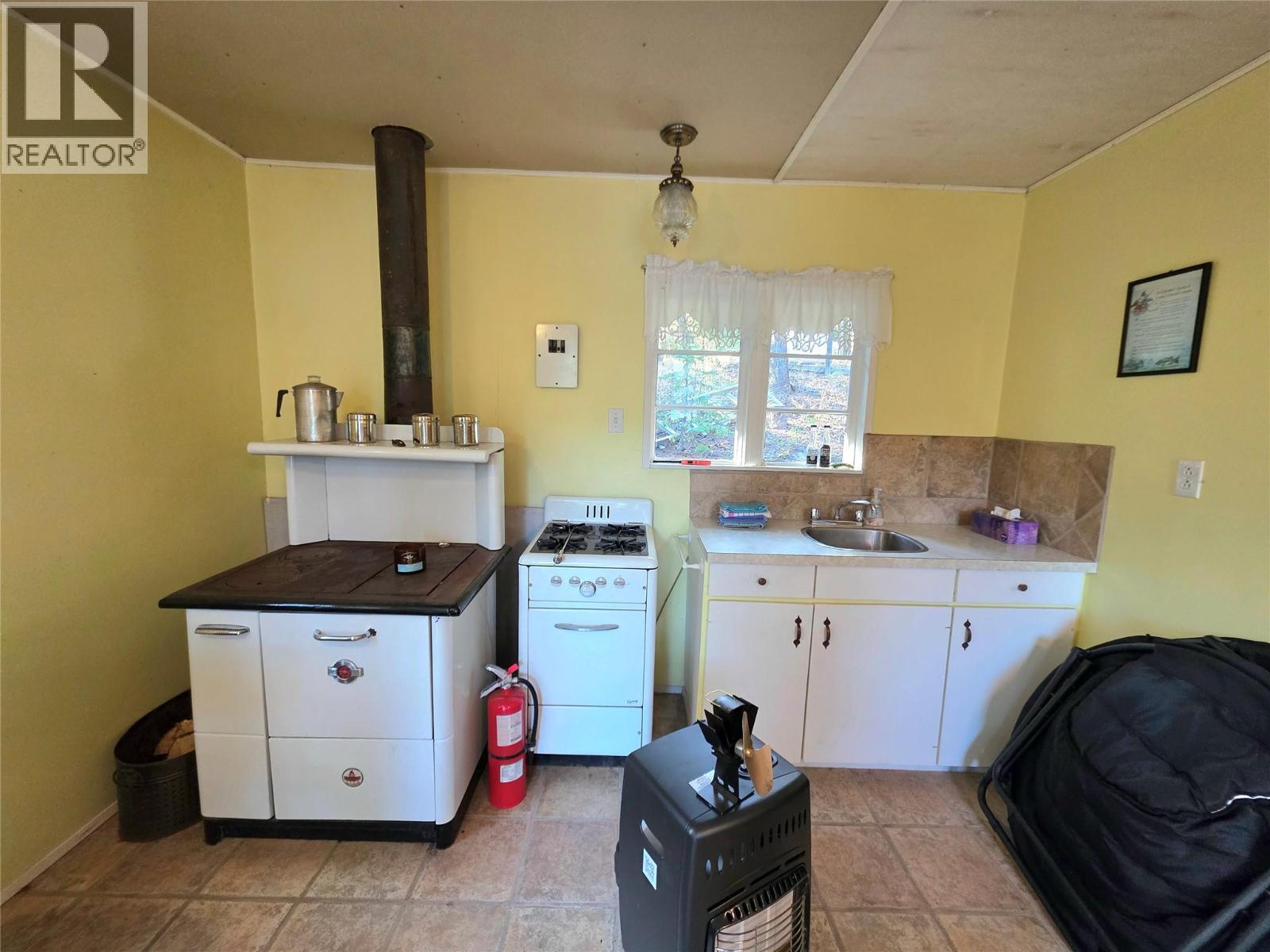 6453 Pinaus Lake Road Property Photo 42