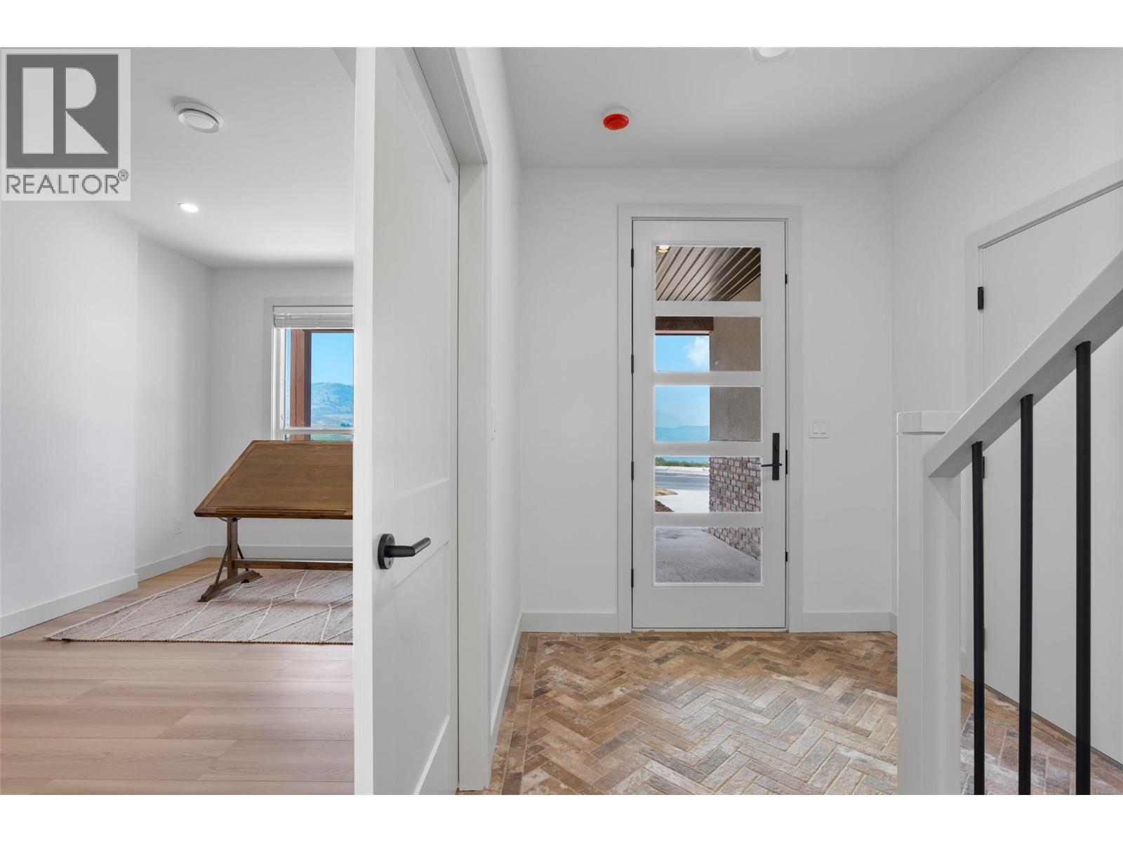 38 Rue Cheval Noir Unit# 111 Property Photo 31
