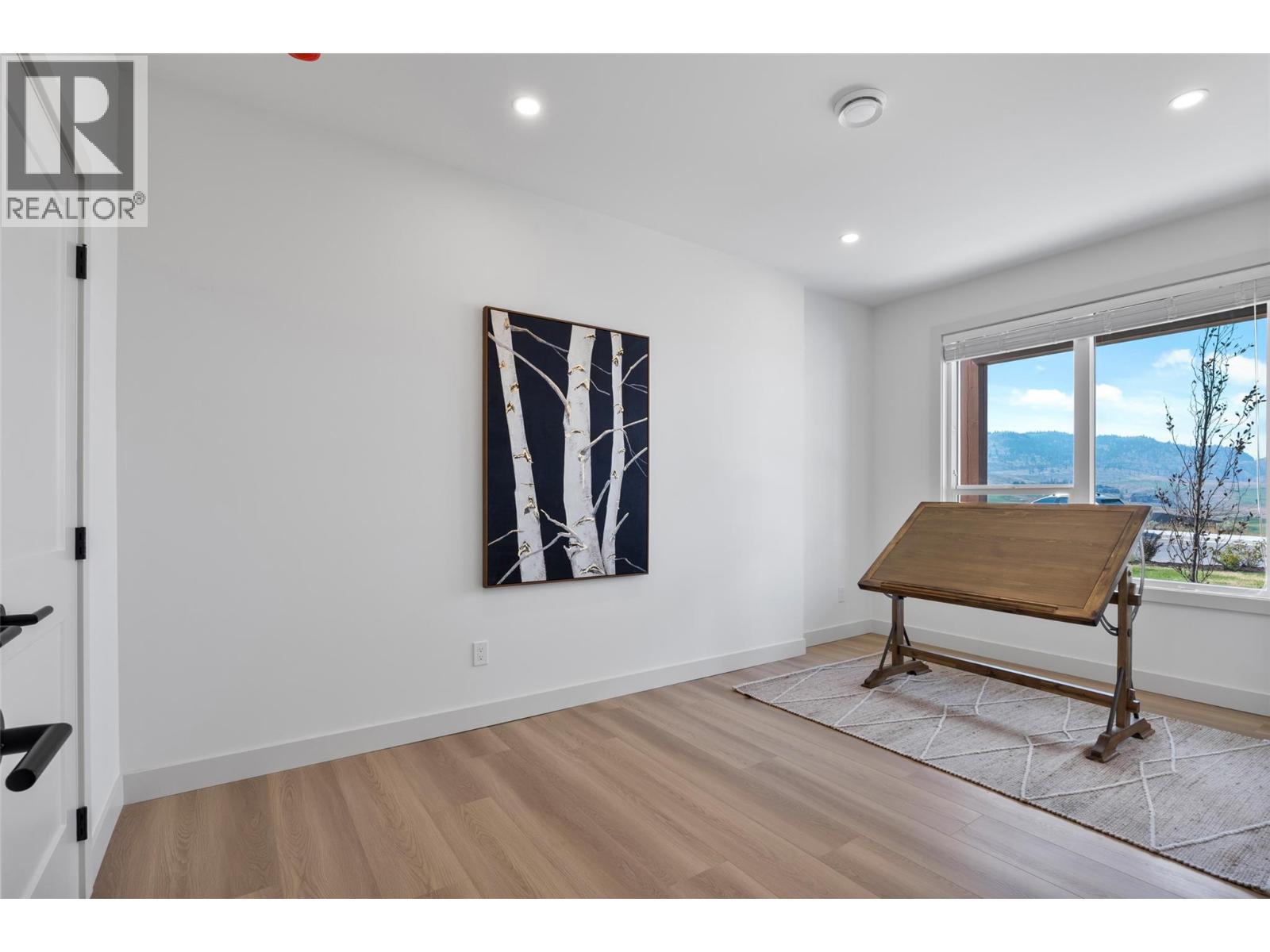 38 Rue Cheval Noir Unit# 111 Property Photo 32