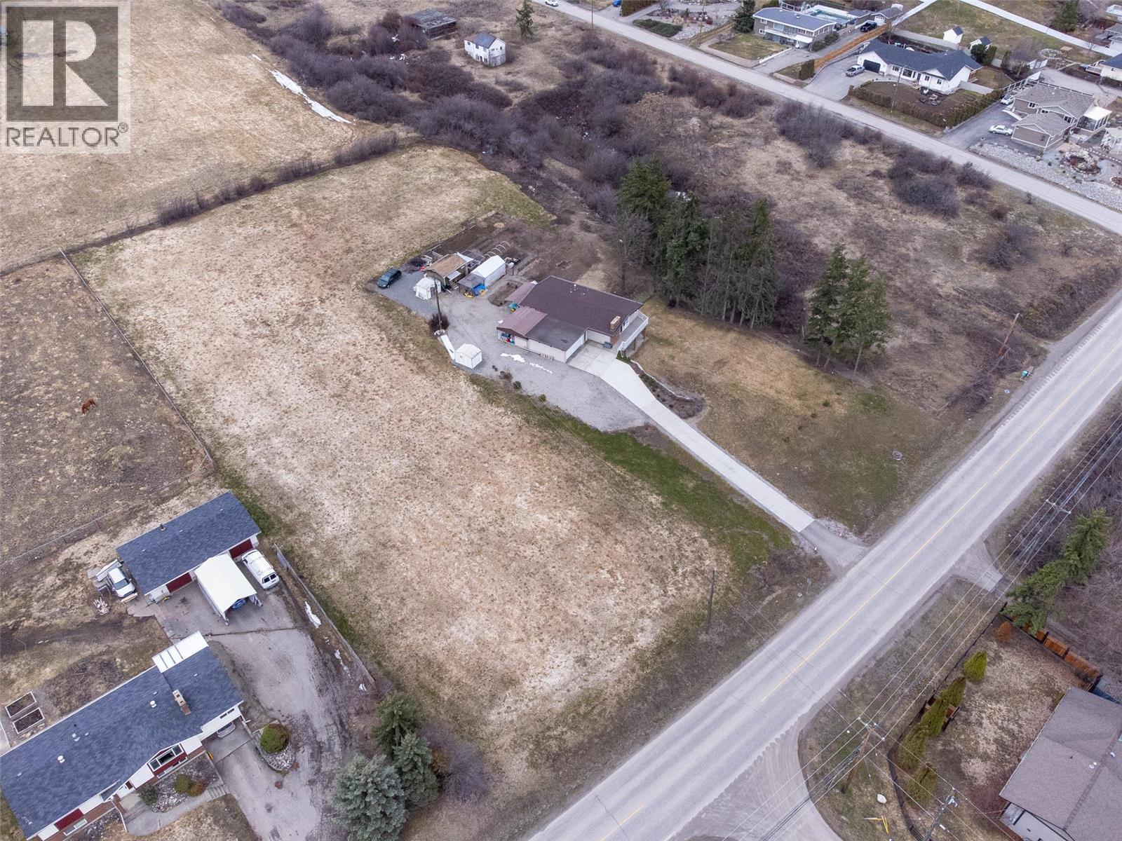 5973 Pleasant Valley Road Property Photo 6