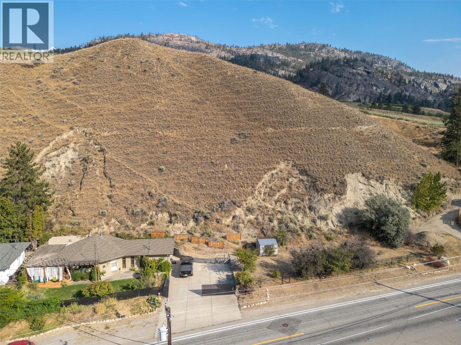 4744 Lakeside Road