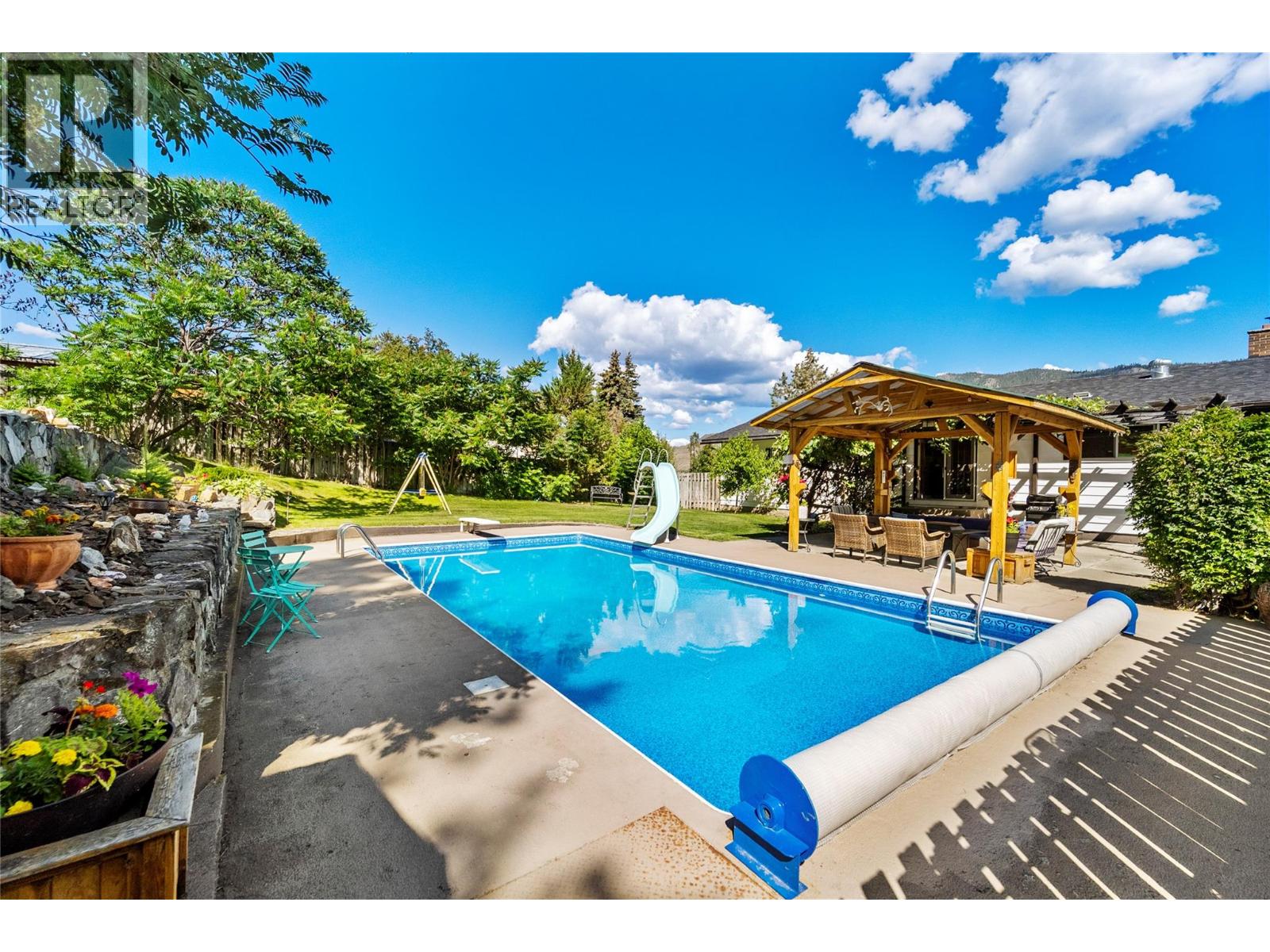 6860 Watson Drive W Property Photo 2