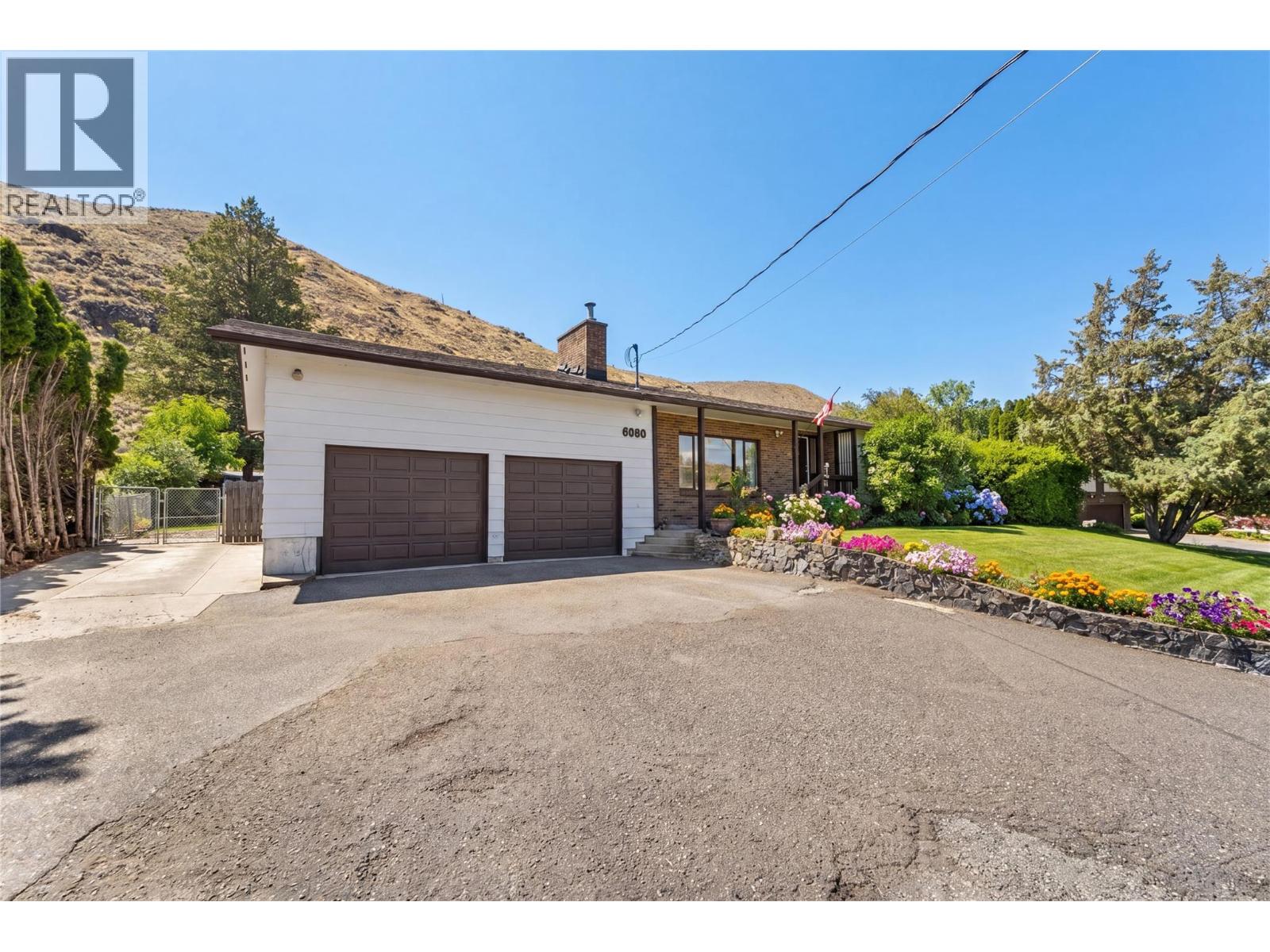 6860 Watson Drive W Property Photo 8