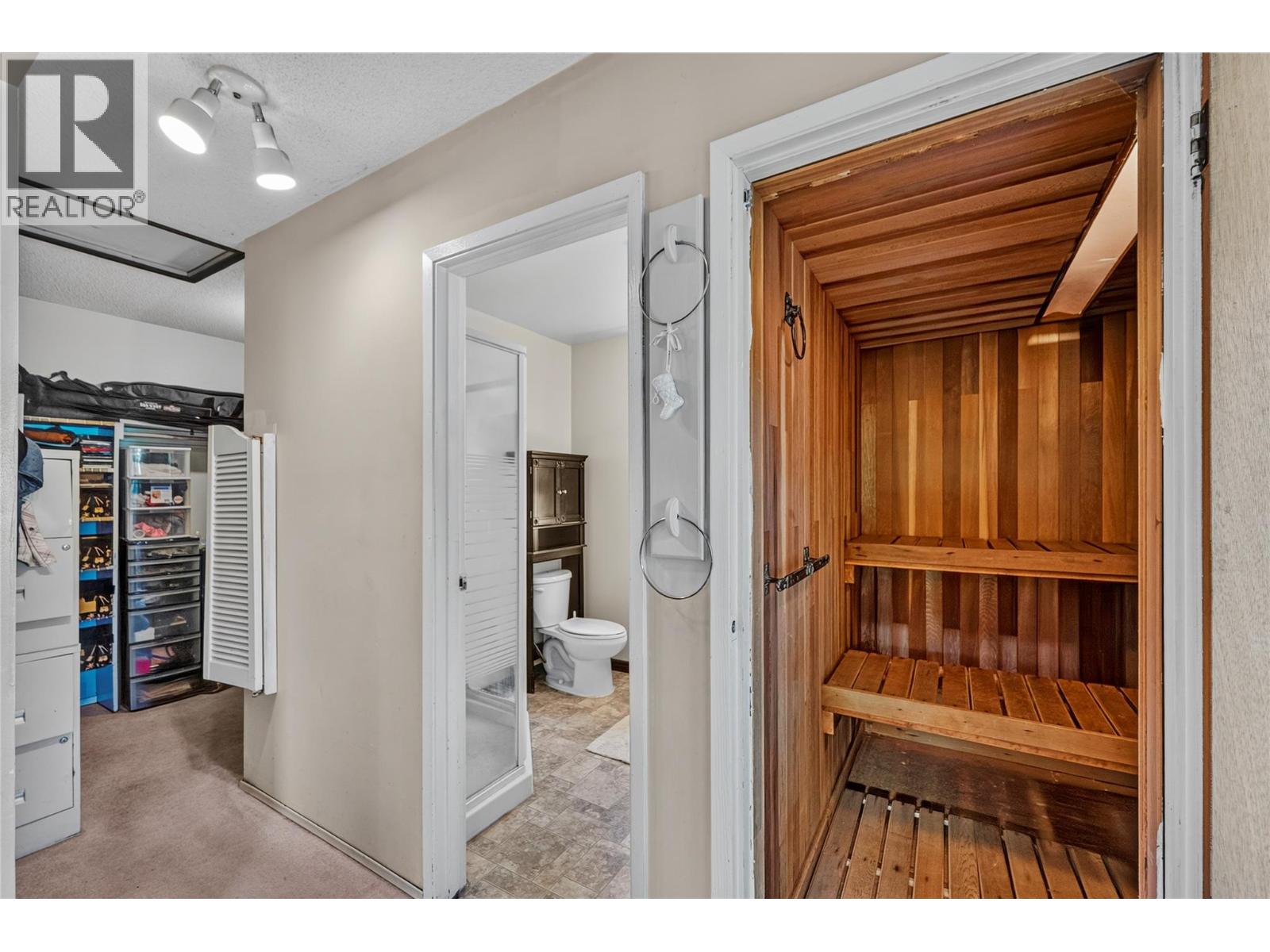 6860 Watson Drive W Property Photo 22