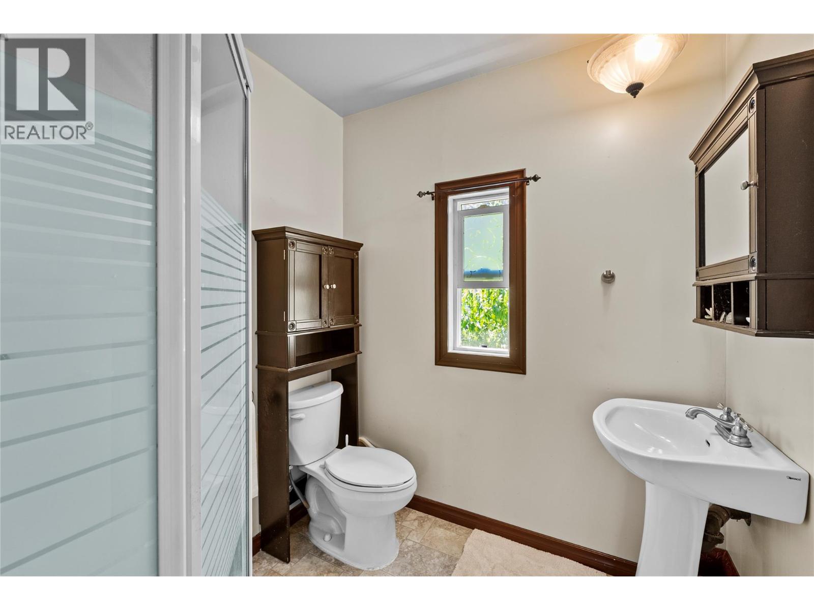 6860 Watson Drive W Property Photo 25
