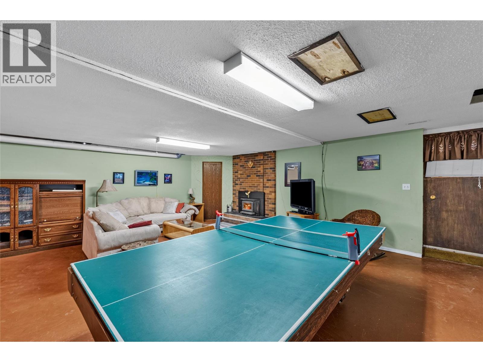 6860 Watson Drive W Property Photo 44