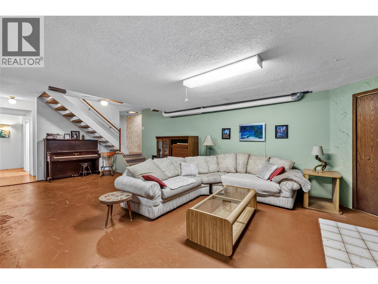 6860 Watson Drive W Property Photo 45