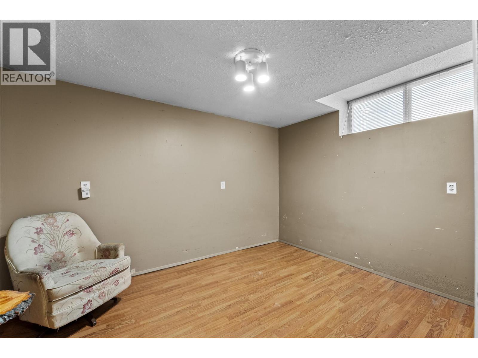 6860 Watson Drive W Property Photo 49