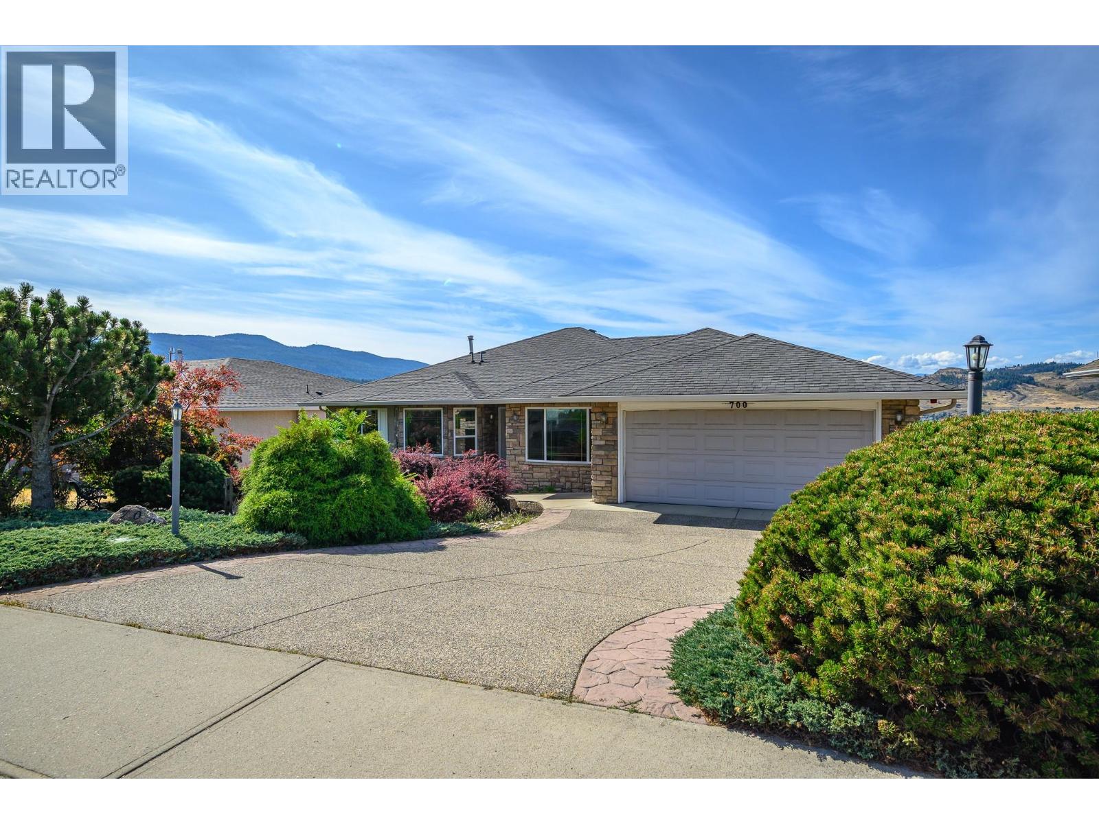 700 Mt York Drive Property Photo 1