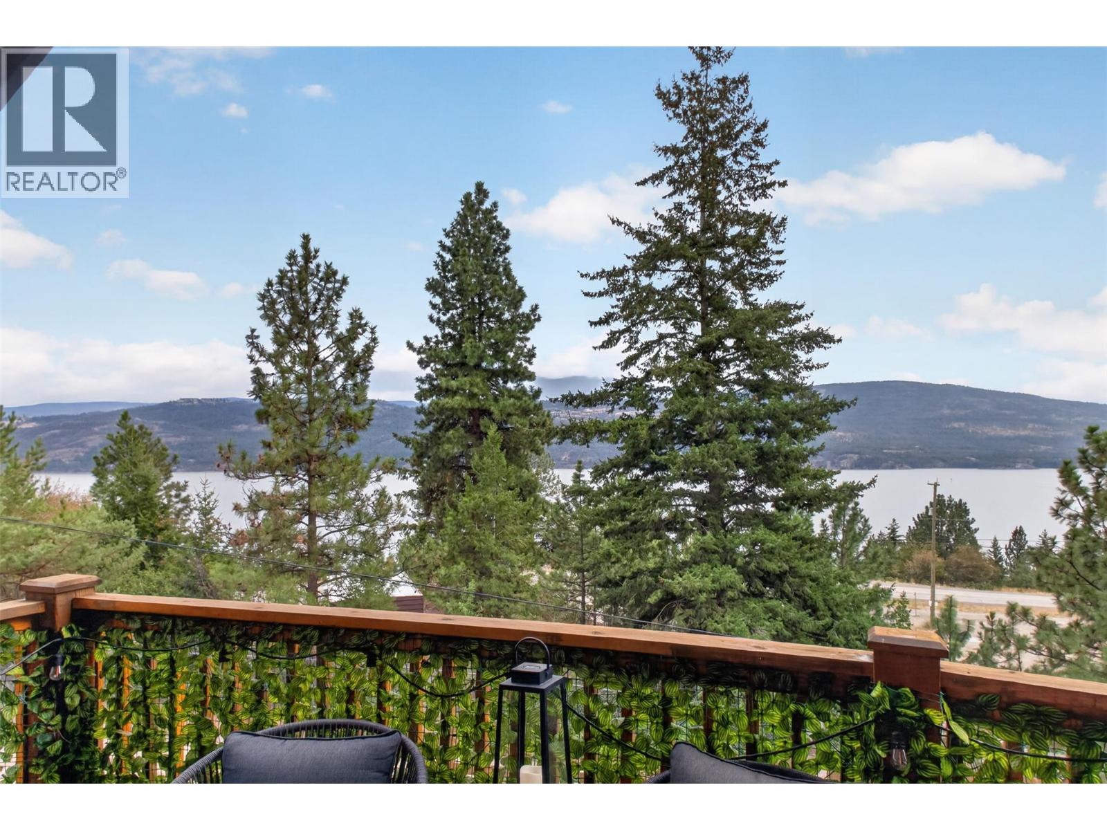10375 Westshore Road Property Photo 12