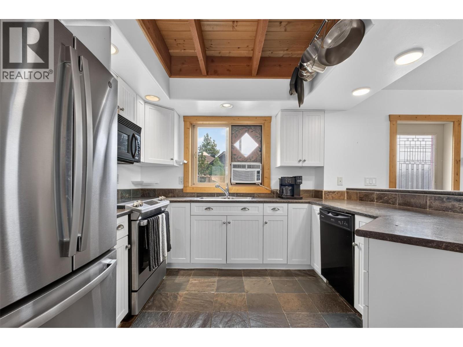 10375 Westshore Road Property Photo 17