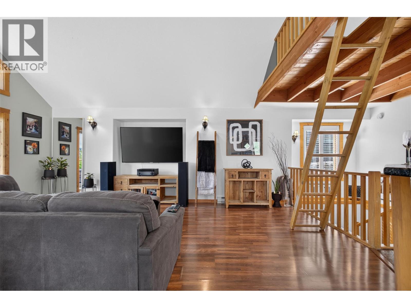 10375 Westshore Road Property Photo 22