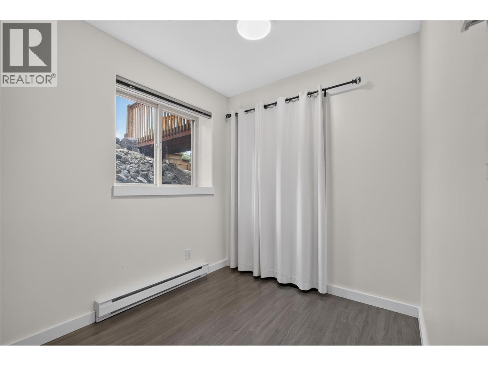 10375 Westshore Road Property Photo 37