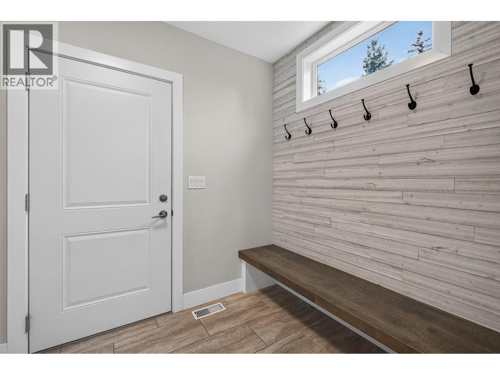 2291 4b Avenue Se Property Photo 27