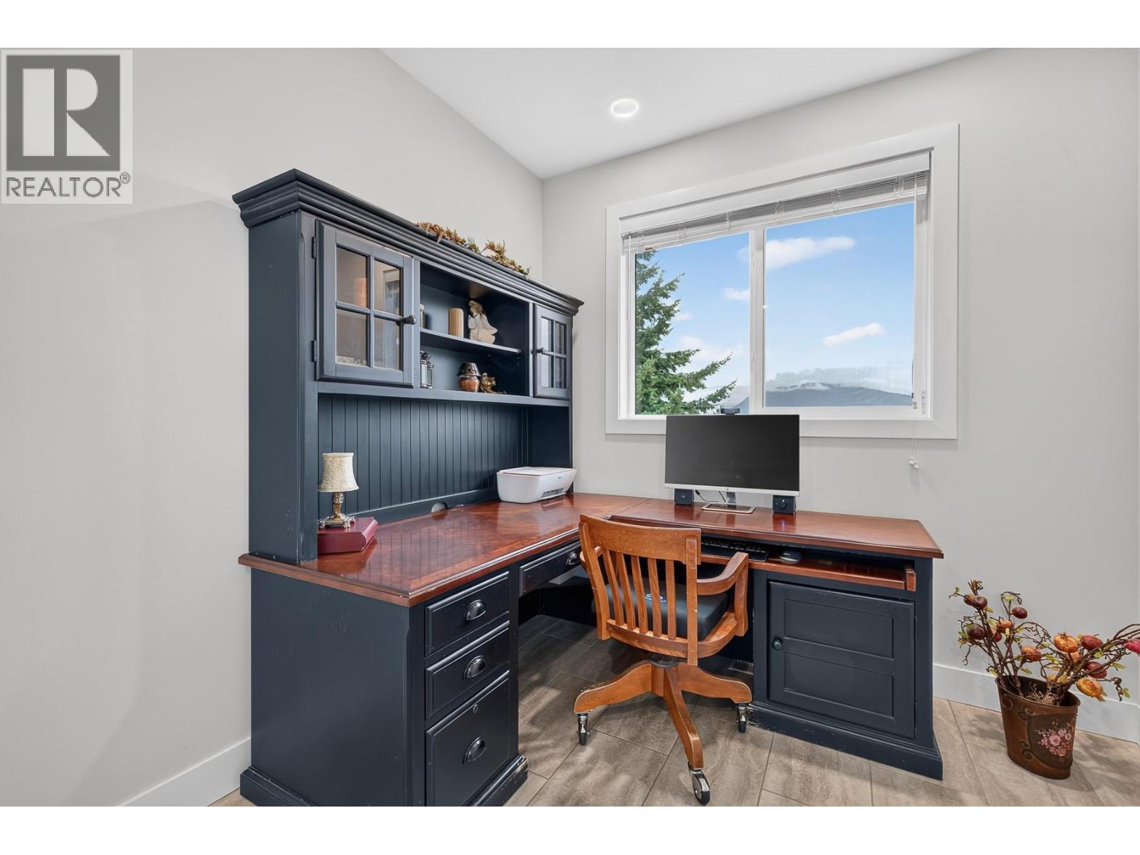 2291 4b Avenue Se Property Photo 51