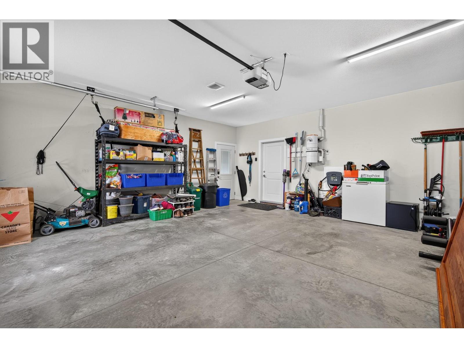 2291 4b Avenue Se Property Photo 66