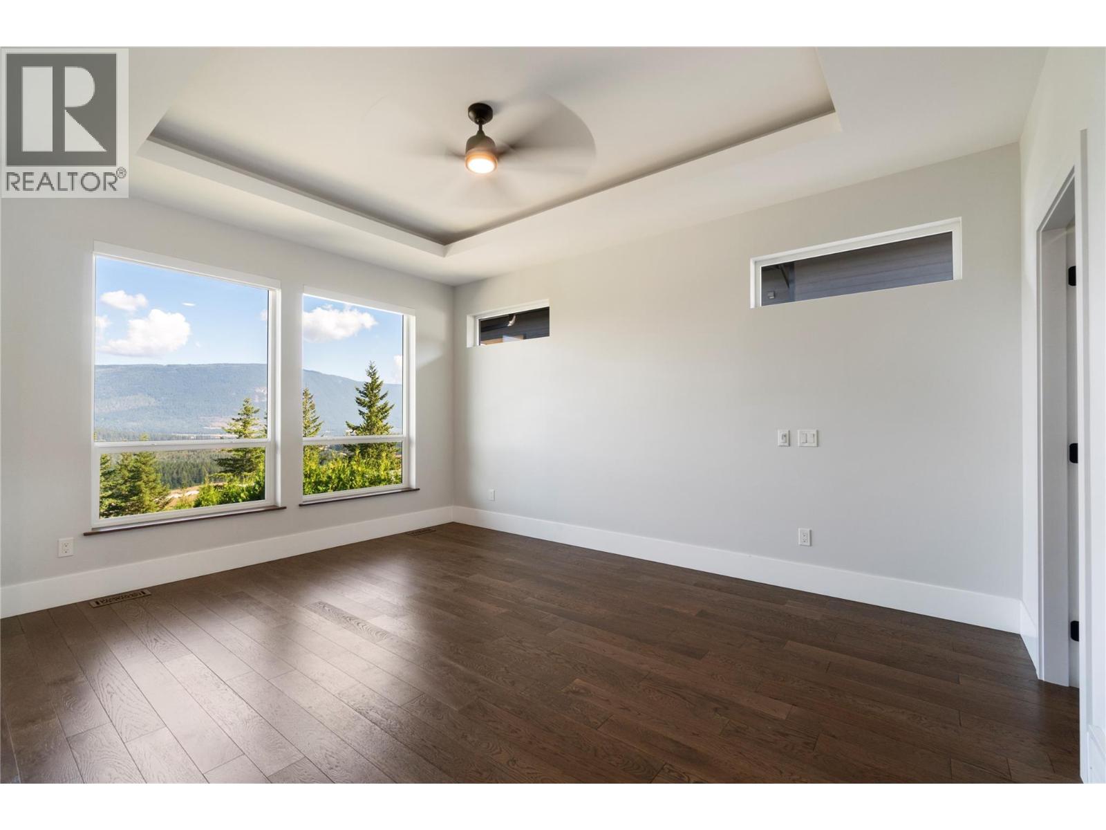 2510 Highlands Drive Property Photo 25