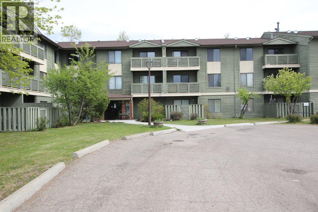 185 Chamberlain Crescent Unit# 302 Property Photo 1