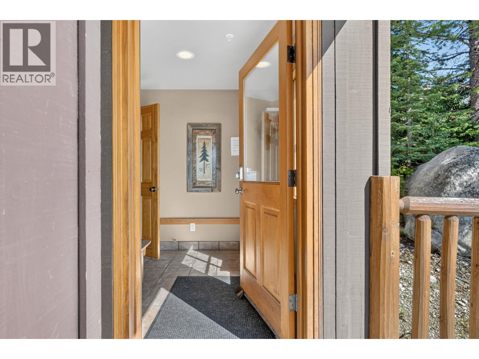 200 Moonshine Crescent Unit# 11 Property Photo 3