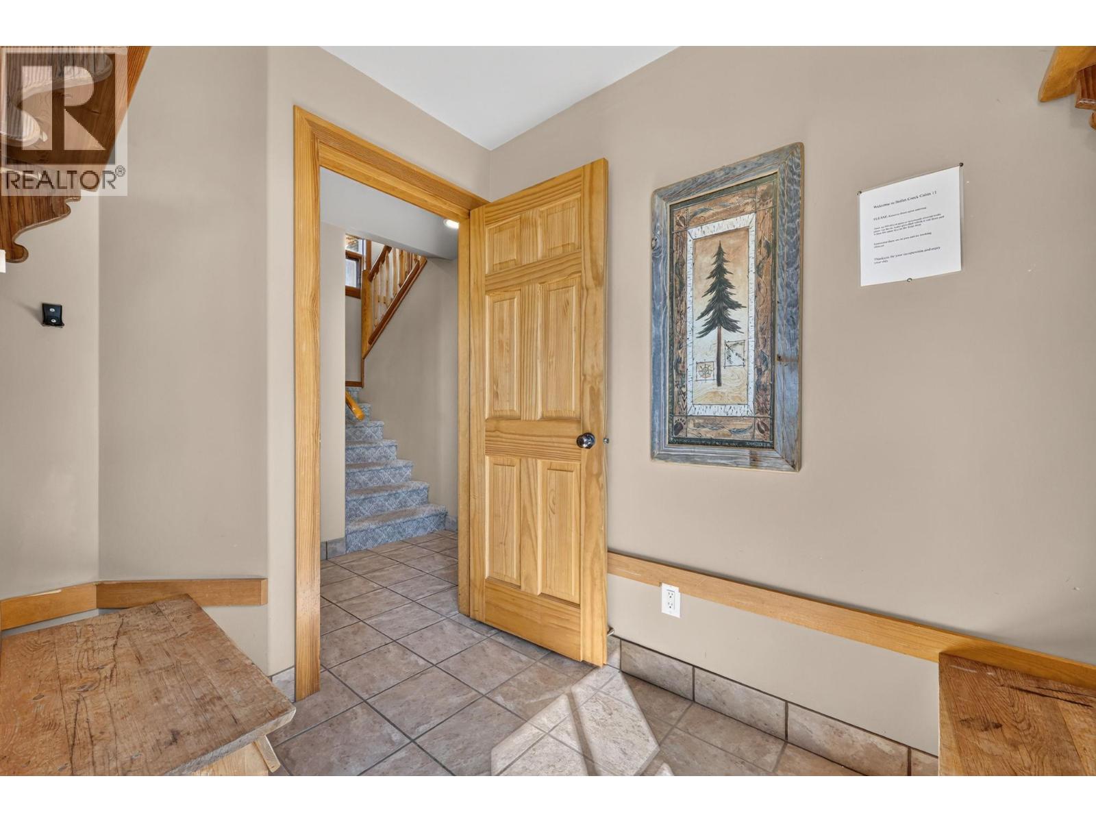 200 Moonshine Crescent Unit# 11 Property Photo 5