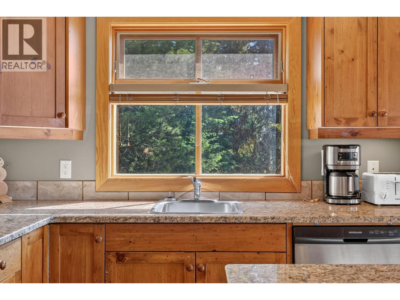 200 Moonshine Crescent Unit# 11 Property Photo 19