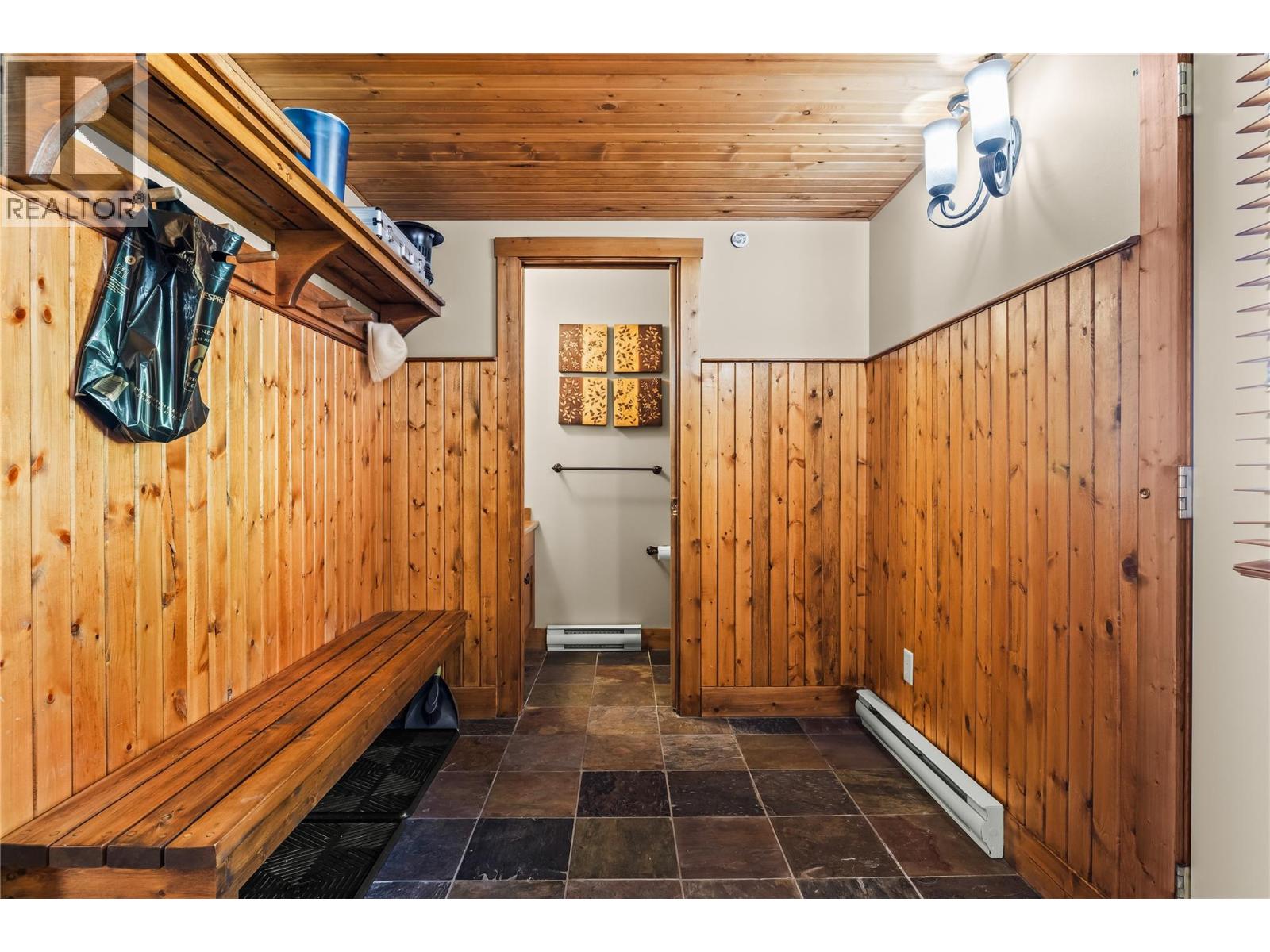 90 Forest Lane Property Photo 14