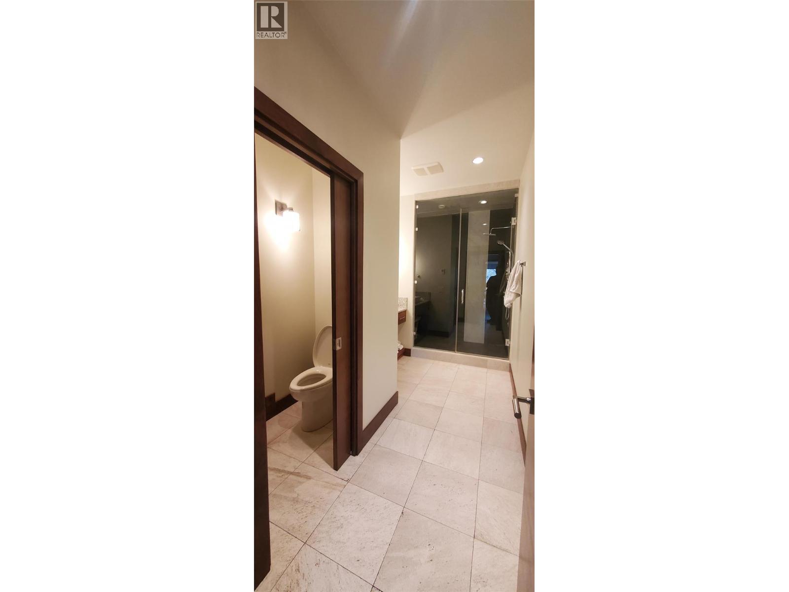 1790 Klo Road Unit# 8&9 Property Photo 5
