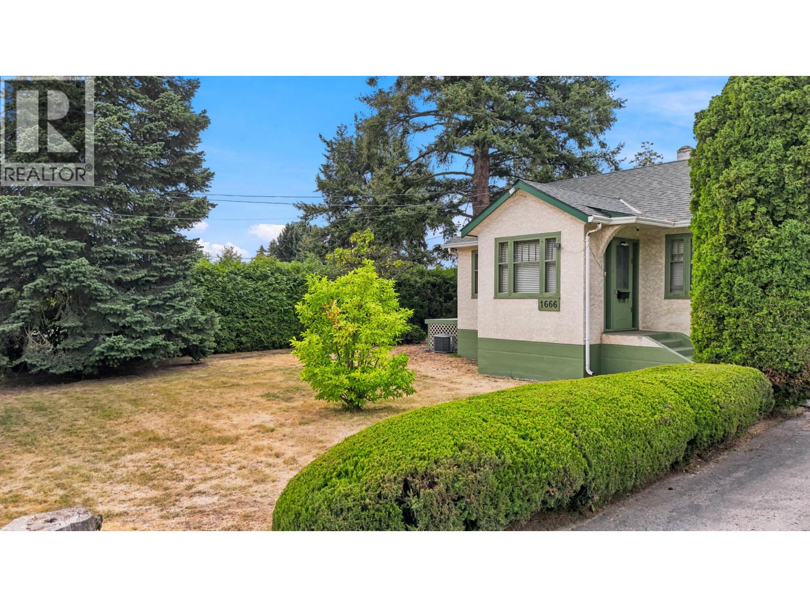 1666 Rutland Road Property Photo 6