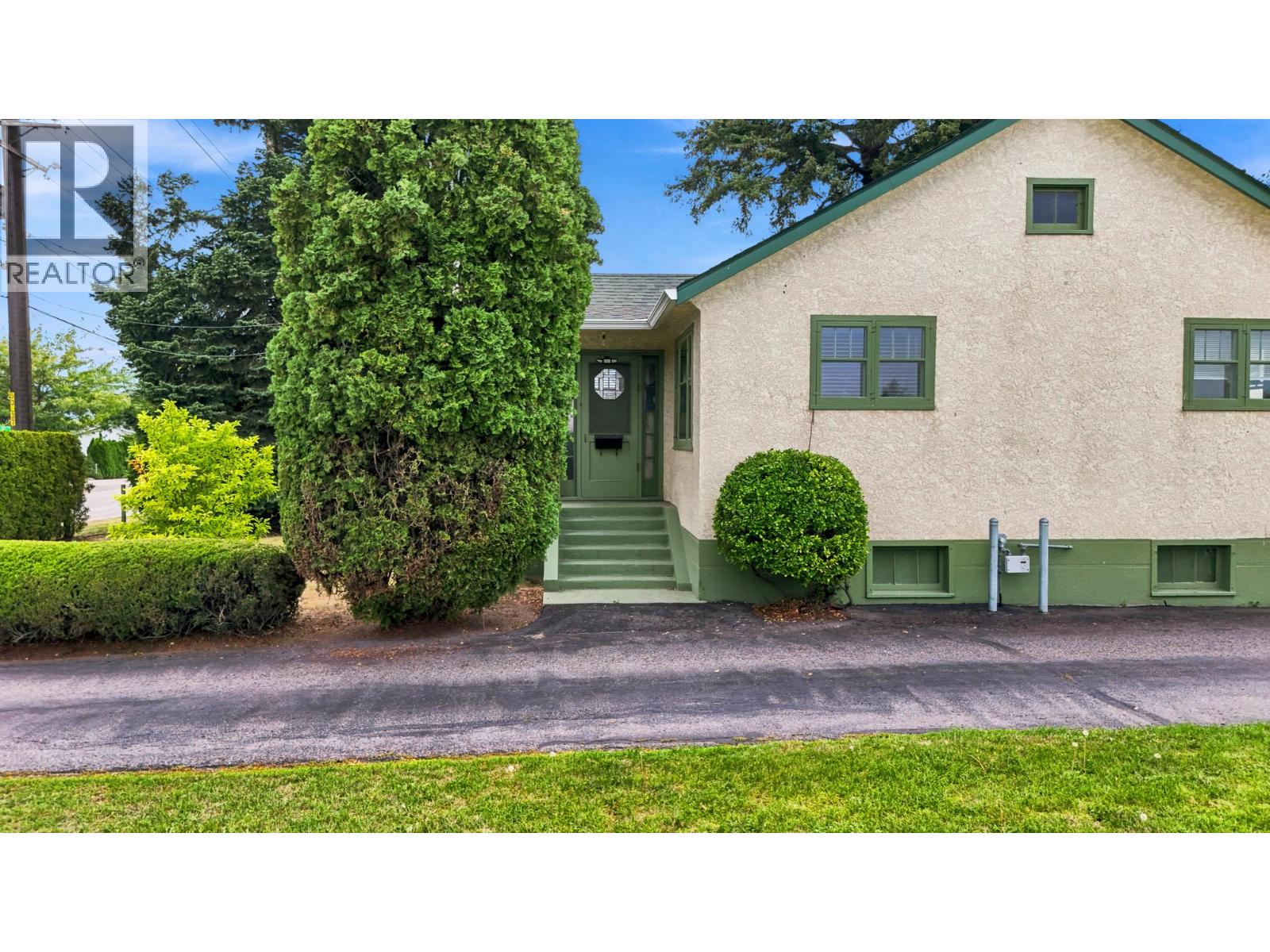 1666 Rutland Road Property Photo 7
